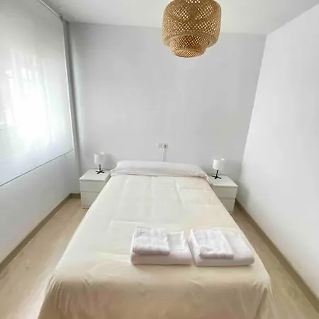 Casa Con Piscina Comunitaria En Albayzin Alto * Granada